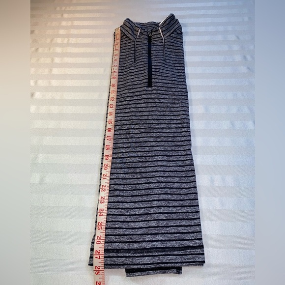 Lululemon Athletics Surge Warm Half Zip Men’s Size Large - Picture 15 of 15